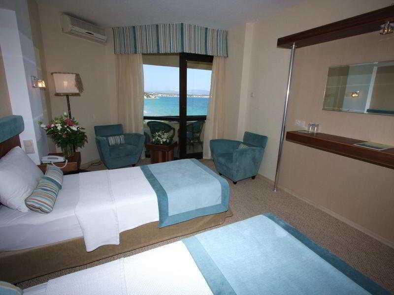 Babaylon Hotel Cesme Exterior foto