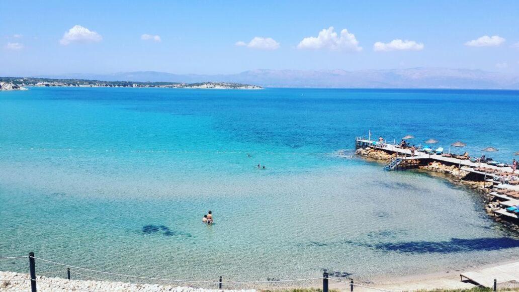 Babaylon Hotel Cesme Exterior foto