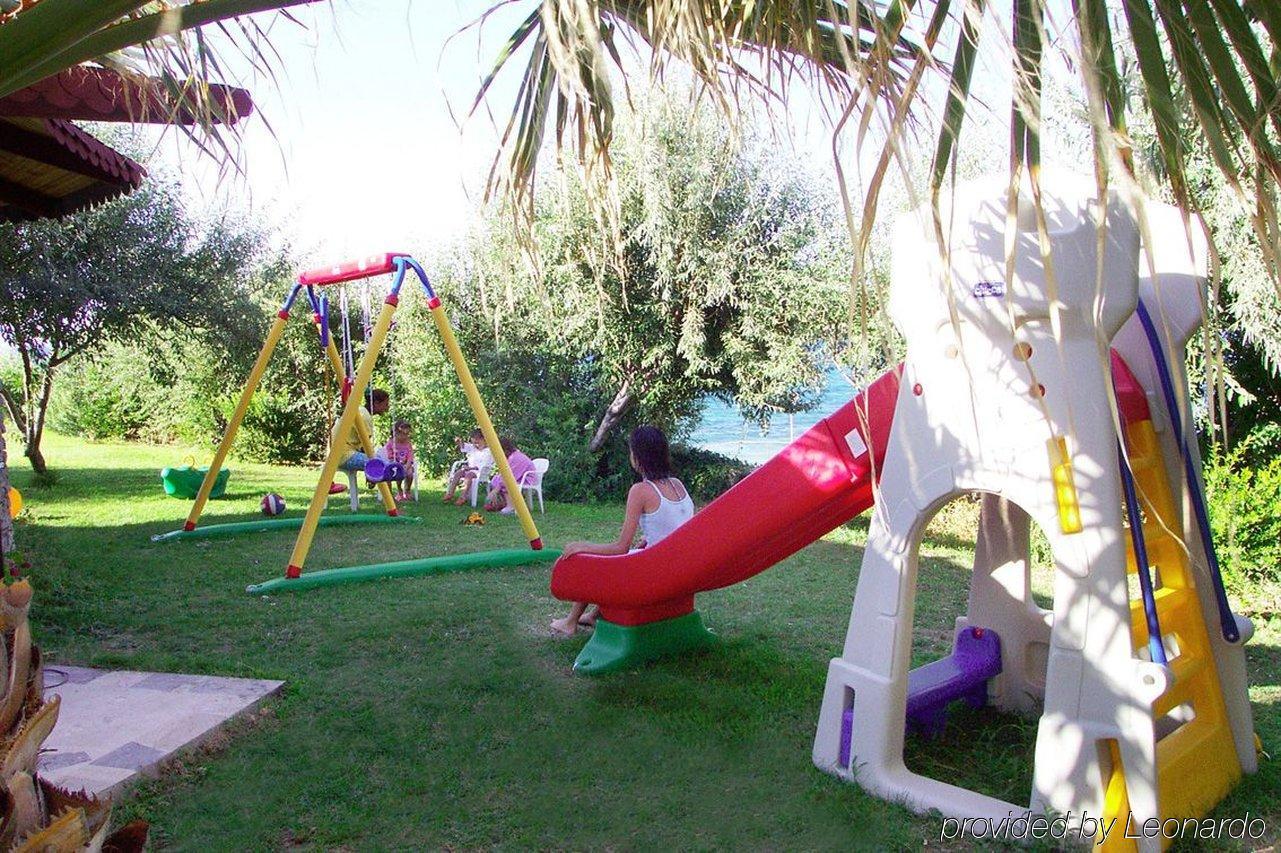 Babaylon Hotel Cesme Facilidades foto