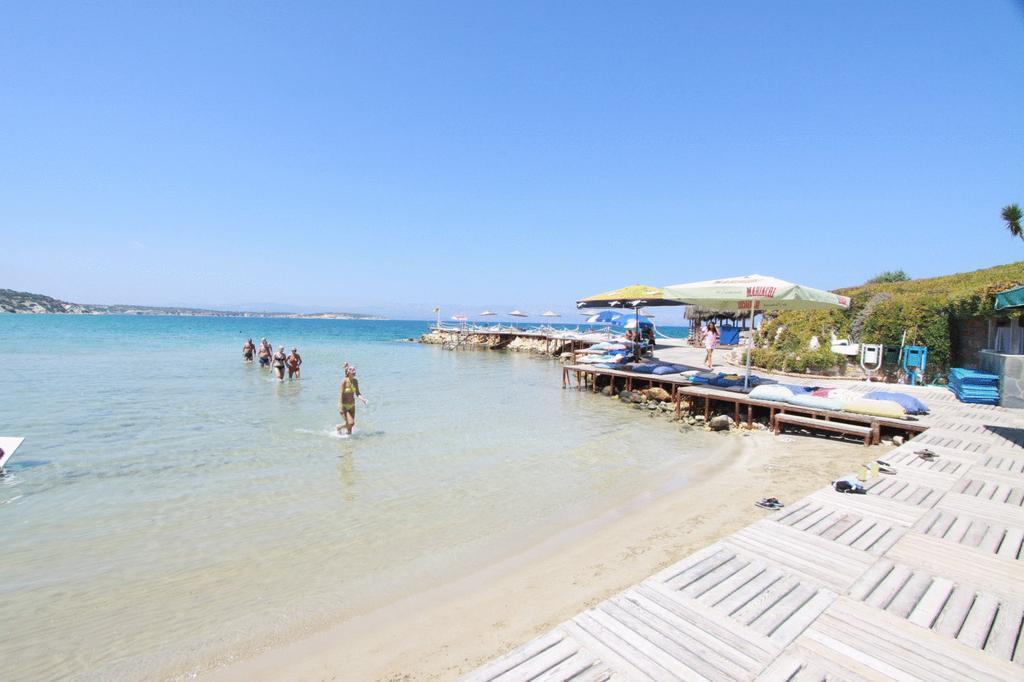 Babaylon Hotel Cesme Exterior foto