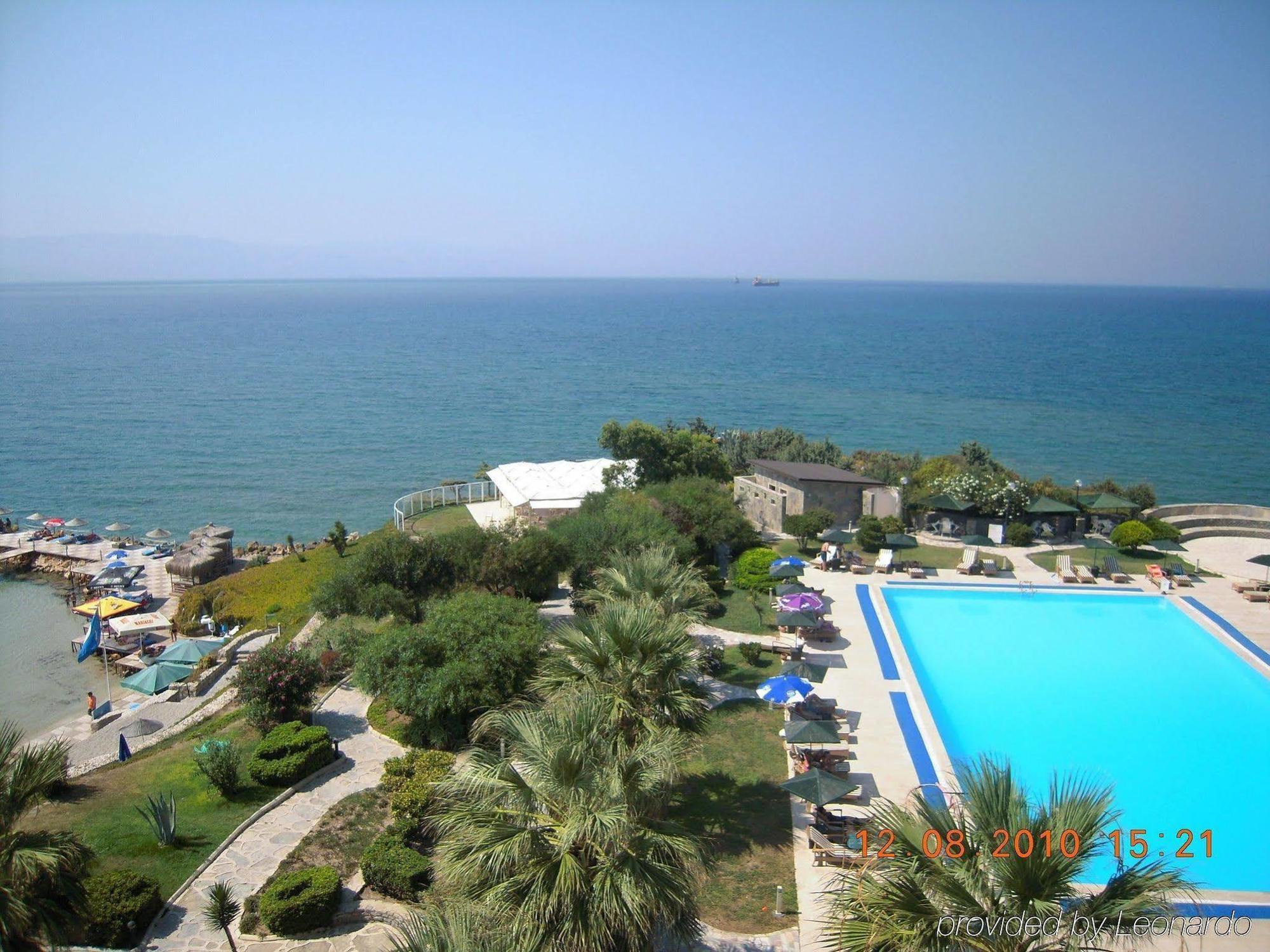 Babaylon Hotel Cesme Exterior foto