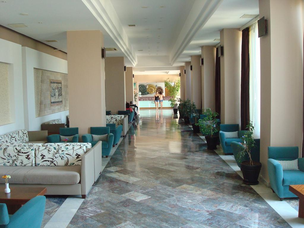 Babaylon Hotel Cesme Exterior foto
