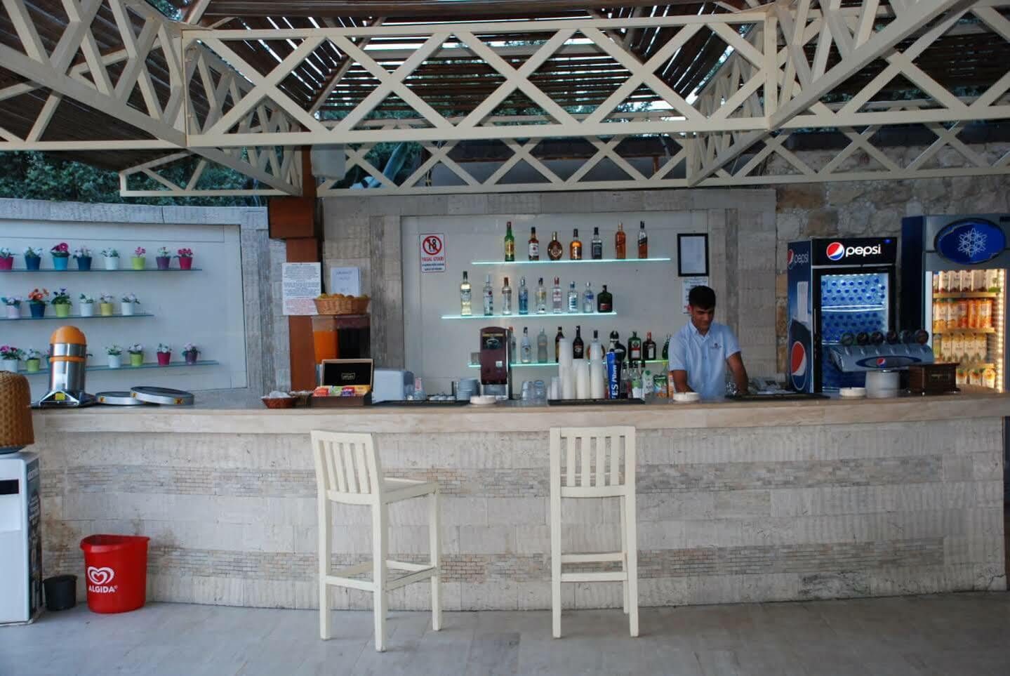 Babaylon Hotel Cesme Exterior foto